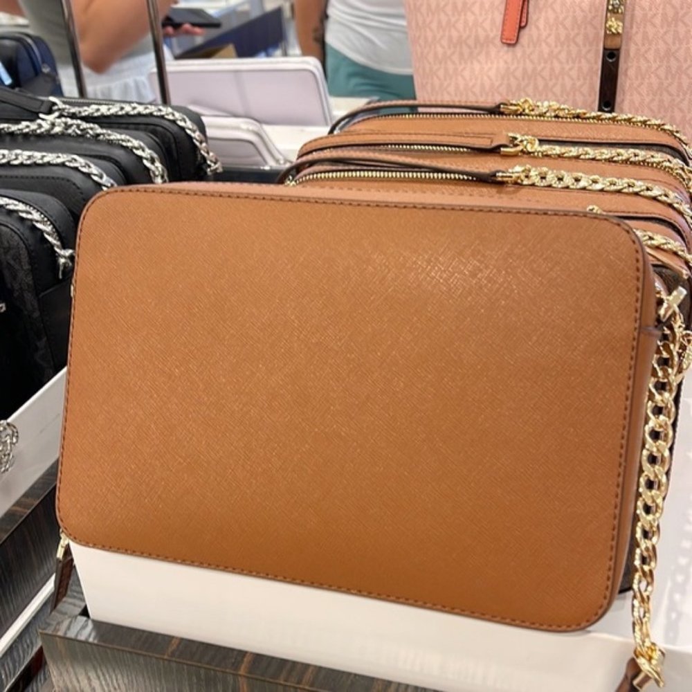 Michael Kors Jet Set Item Large East West Zip Crossbody Leather Luggage - Picture 4 of 16